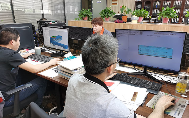 Wuxi Hengtai Cable Machinery Manufacture Co., Ltd 제조업체의 생산 라인